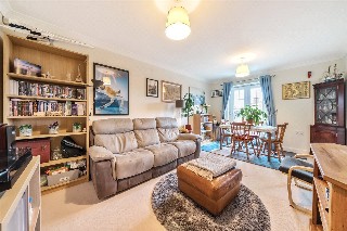 Jago Court, Newbury, RG14