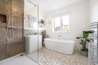 Dovedale Road, London, SE22