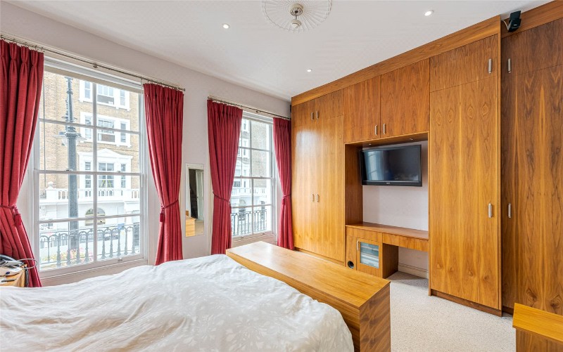 Sussex Street, London, SW1V