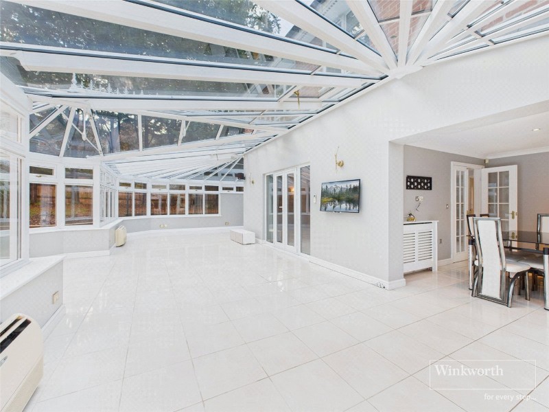 Rosyth Gardens, Newbury, Berkshire, RG14