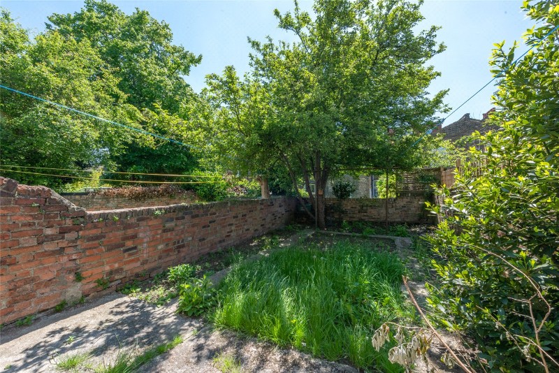 Buchanan Gardens, London, NW10