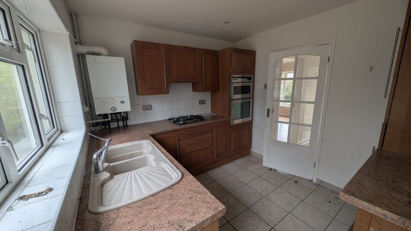 Hazelwood Avenue, New Milton, Hampshire, BH25