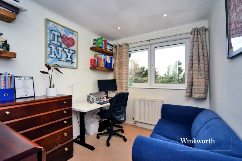 Idmiston Road, Worcester Park, KT4