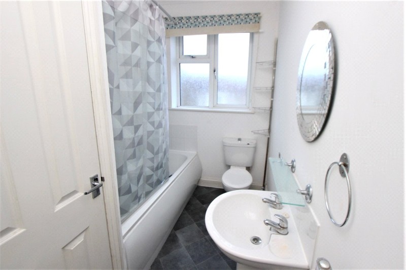 London Road, Leigh-on-Sea, SS9