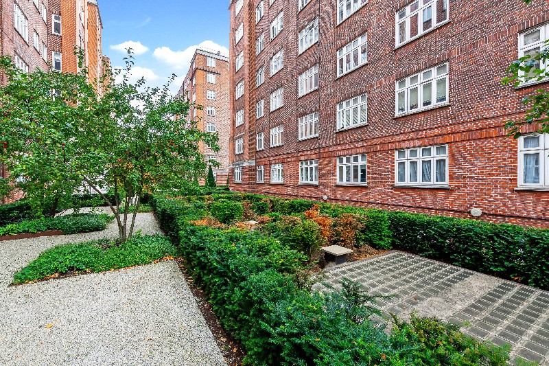 Grove Hall Court, Hall Road, St John&#39;s Wood, London, NW8