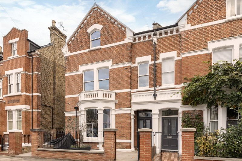 Burstock Road, London, SW15