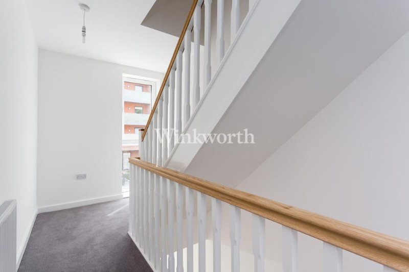 Bathurst Square, London, N15