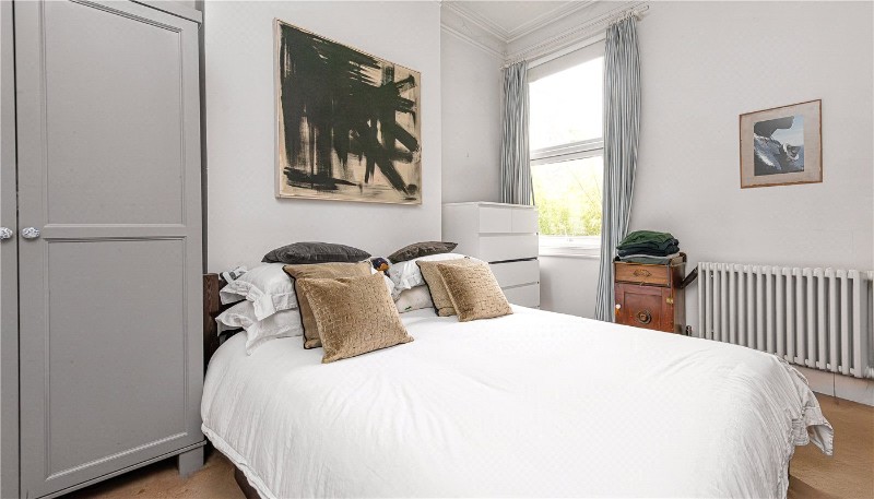 Bathurst Gardens, London, NW10