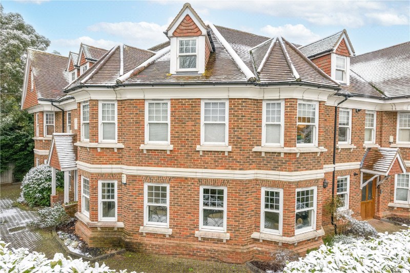 Park Rise, Leatherhead, Surrey, KT22