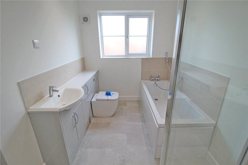 Farnborough Close, Pinchbeck, Spalding, PE11