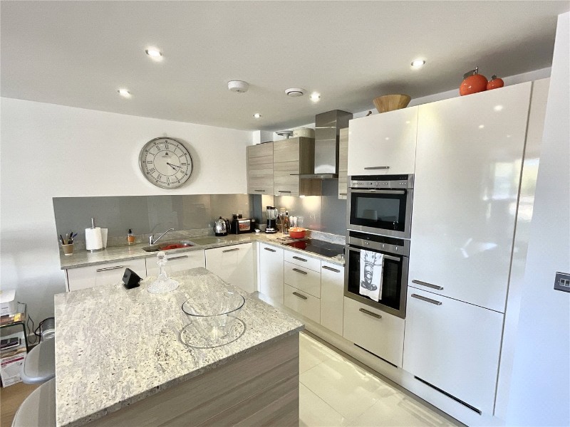 Seascape, 27 Wharncliffe Road, Highcliffe, Dorset, BH23