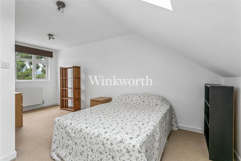 Stirling Road, London, N22