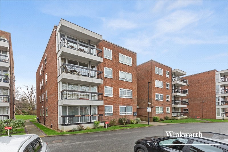 Hendon Lane, Finchley, London, N3