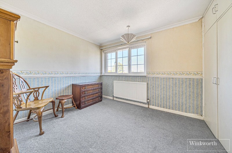 Lambourne Drive, Bagshot, Surrey, GU19