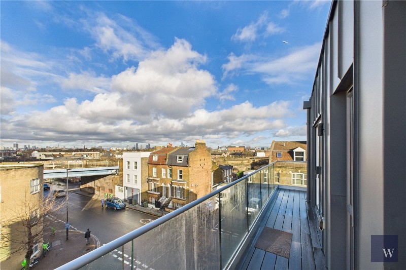 Wanless Road, London, SE24