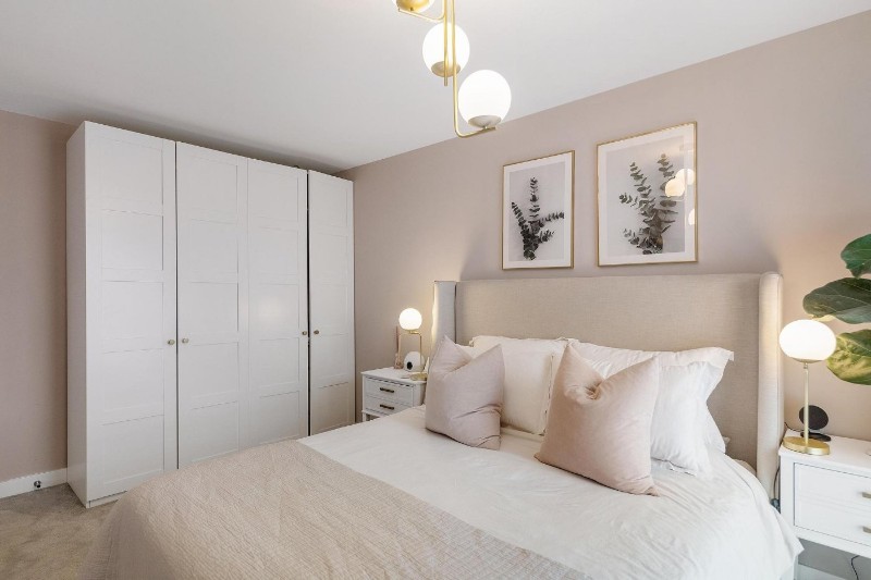 Apple Yard, London, SE20