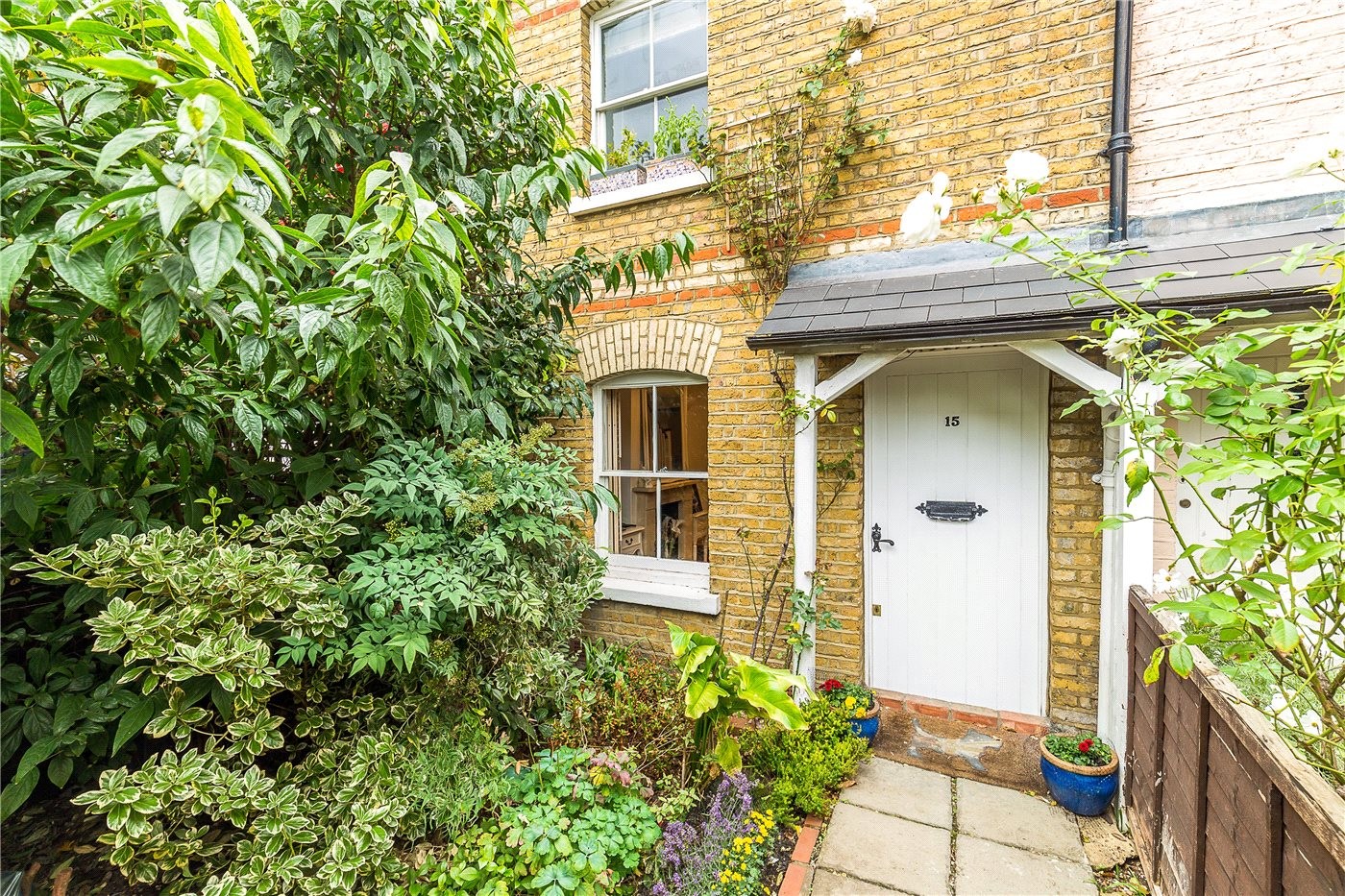 2 bedroom property for sale in Medfield Street, London, SW15 (Ref