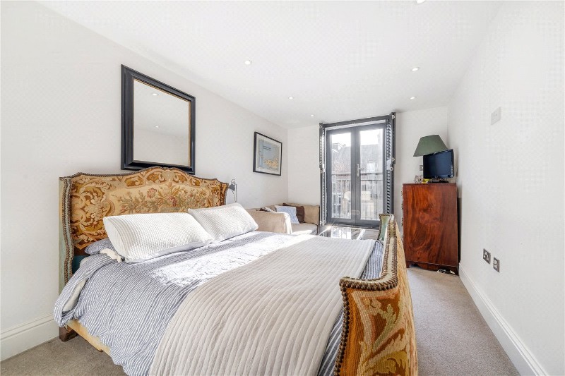 Henslowe Road, East Dulwich, London, SE22
