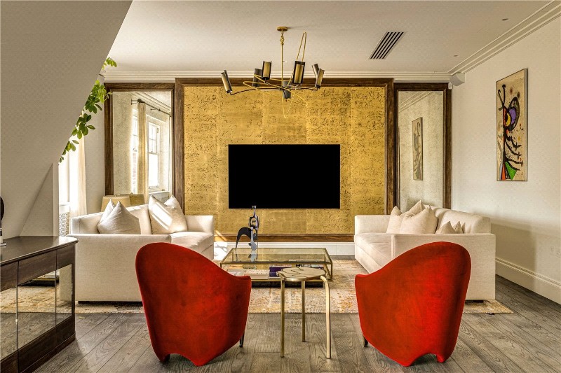 South Street, London, W1K