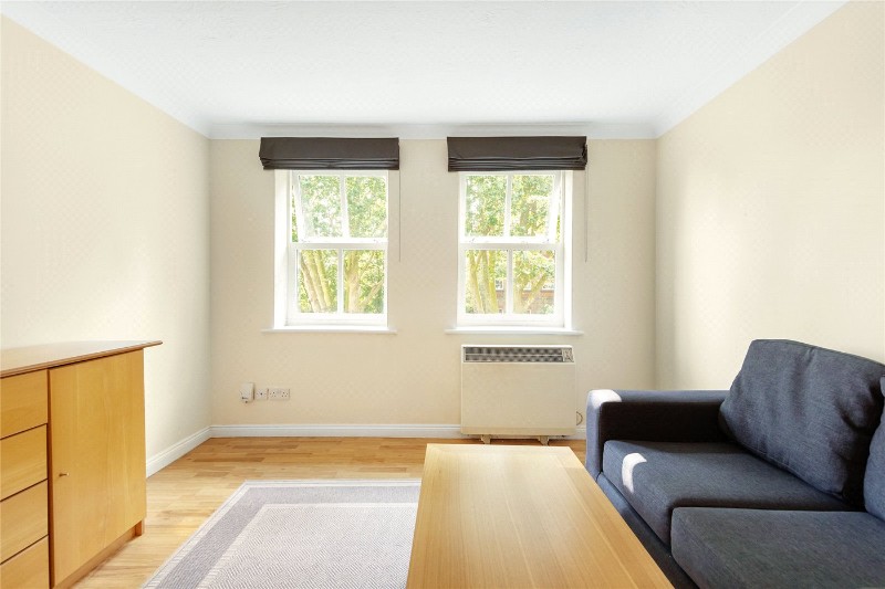 Alfred Close, London, W4