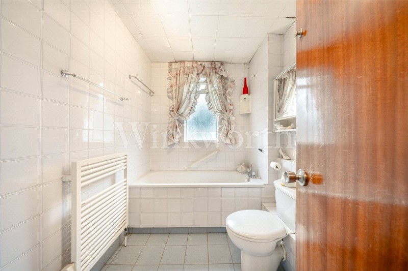 Dolphin Court, Woodlands, London, NW11