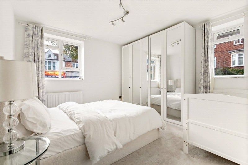 Garratt Lane, London, SW17