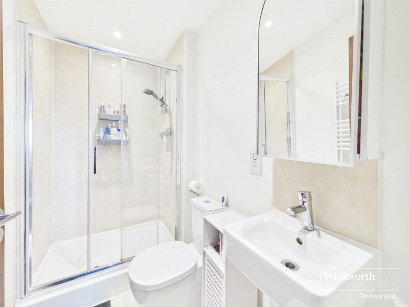 Shearwater Drive, Hendon, London, NW9