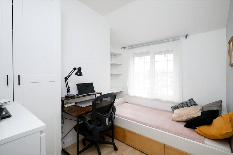 Lynton Road, London, W3