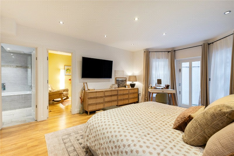 Gauden Road, London, SW4