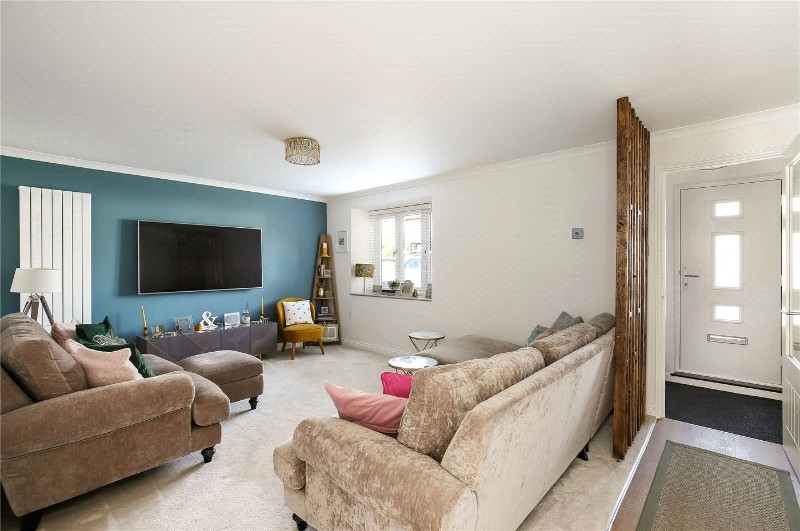 St. Annes Close, Winchester, Hampshire, SO22