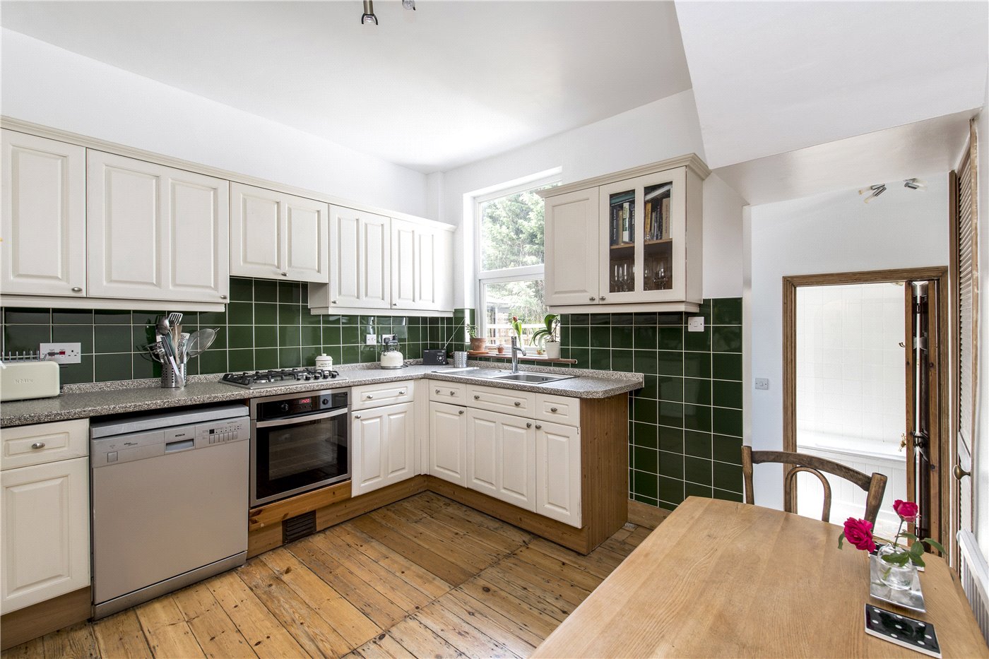 Kitchen/Breakfast