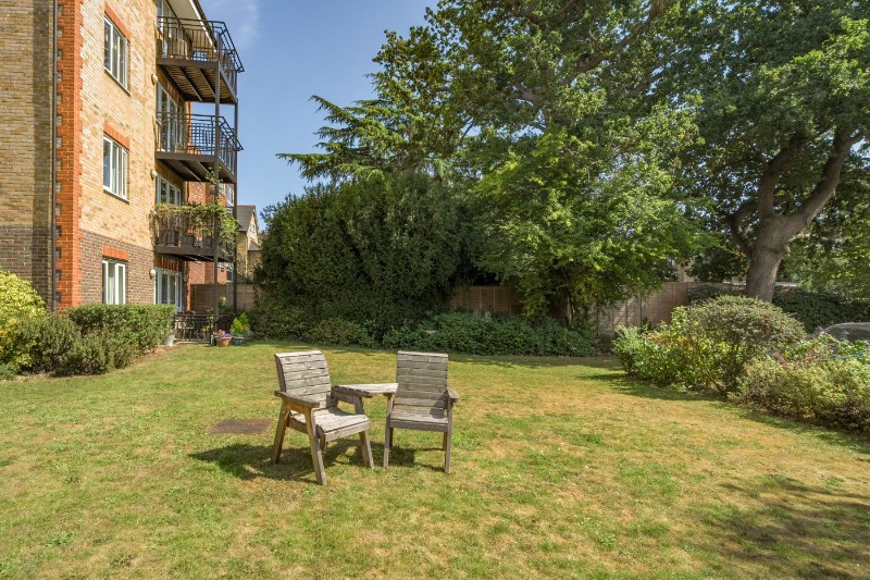 Bromley Road, Beckenham, BR3