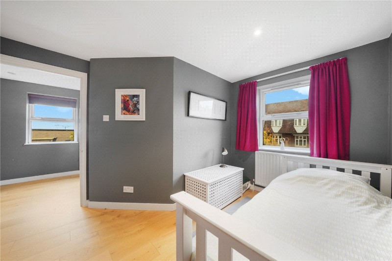 Alexandra Park Road, London, N10