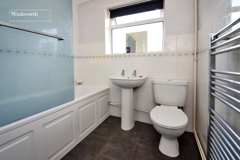Ardrossan Gardens, Worcester Park, Surrey, KT4