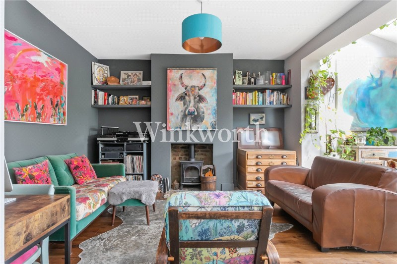 River Avenue, London, N13