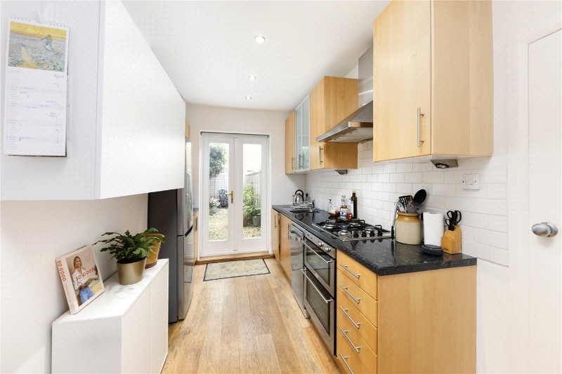 Brookwood Road, London, SW18