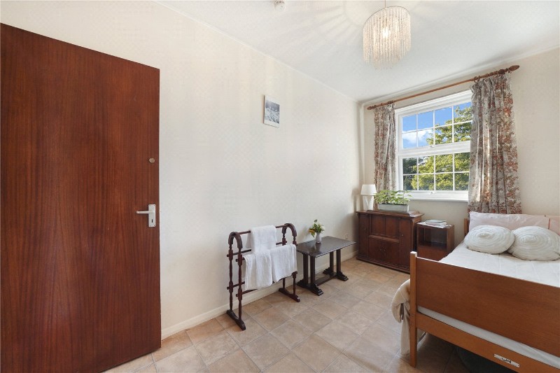 Sussex Gardens, London, N6