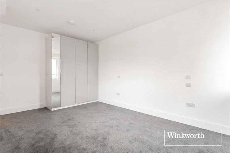 Arcadia Avenue, London, N3