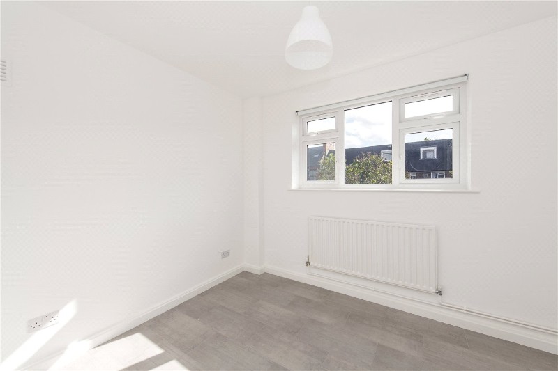 Barcombe Avenue, London, SW2