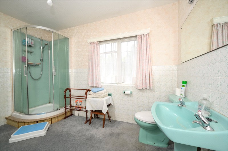 Byfleet Road, Cobham, Surrey, KT11