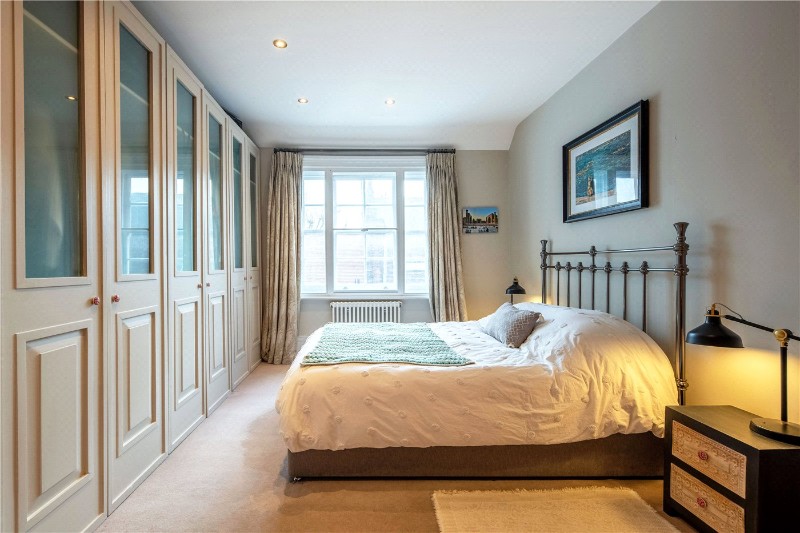 Kensington Church Court, Kensington, London, W8