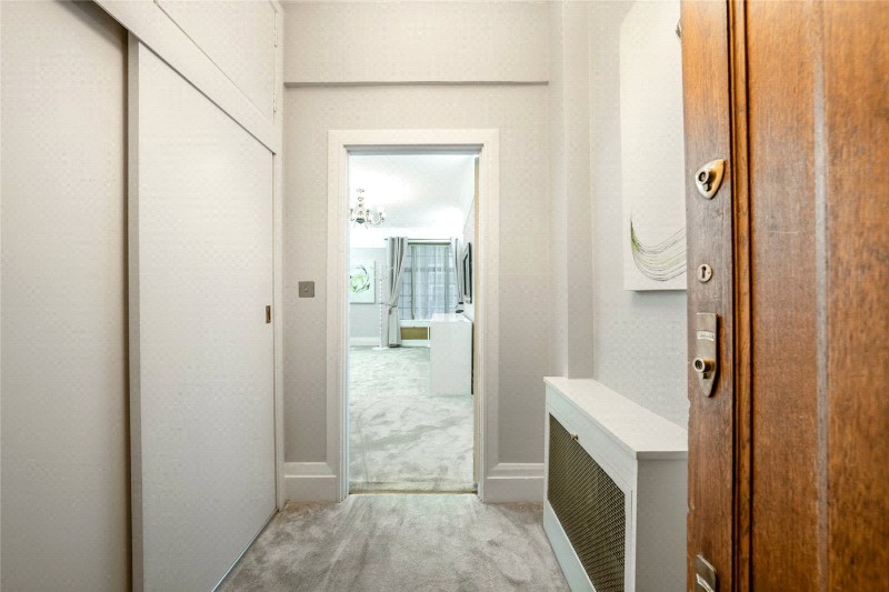 Berkeley Court, Baker Street, London, NW1