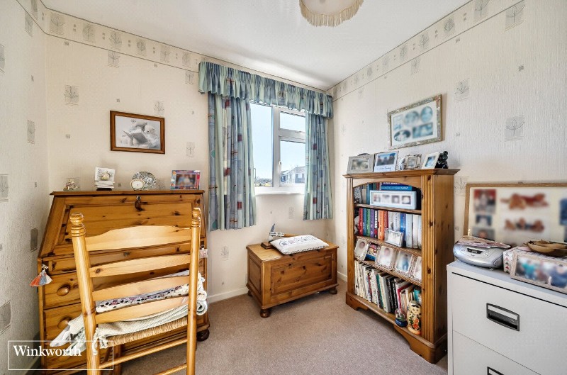 Thrush Close, Kempshott, Basingstoke, Hampshire, RG22