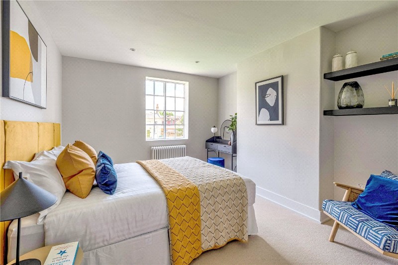 Brandram Road, London, SE13