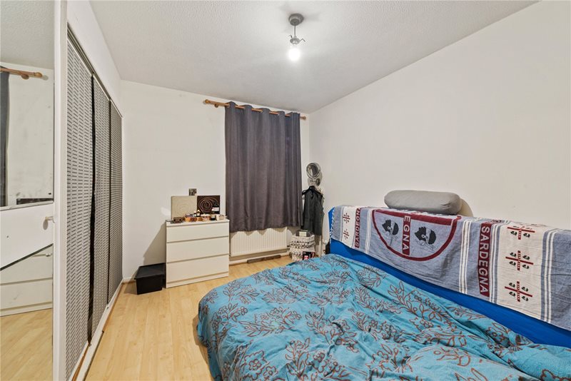 Howland Way, London, SE16