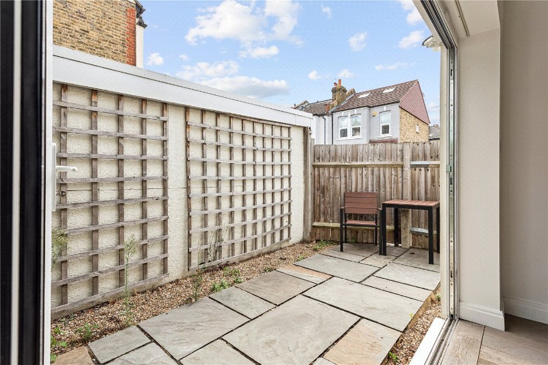 Smallwood Road, London, SW17