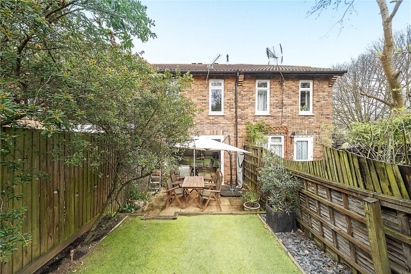 Montrose Way, London, SE23