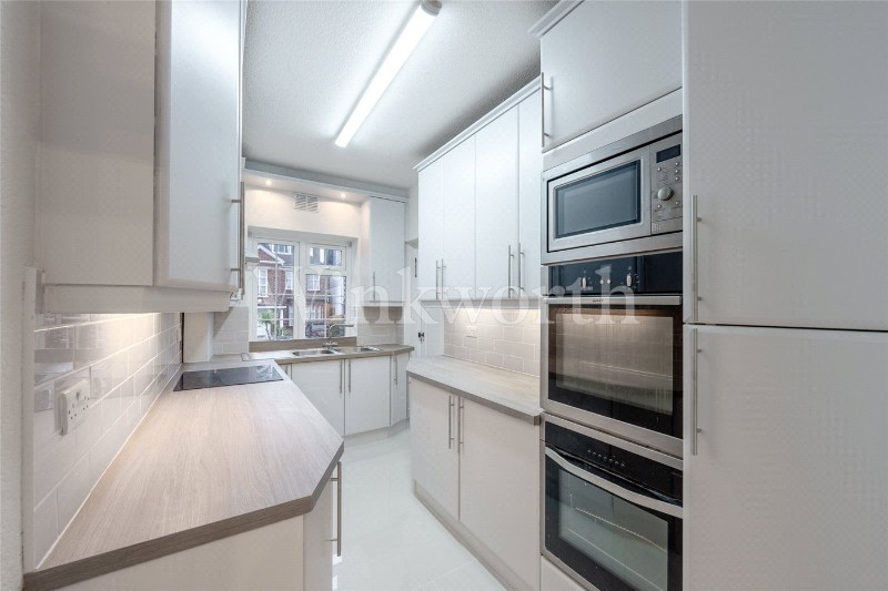 Holmdale Gardens, London, NW4