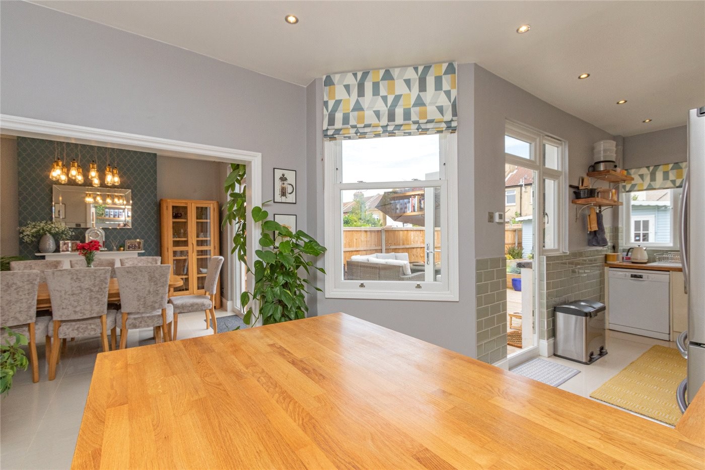 4 bedroom property for sale in Silverdale Avenue, WestcliffonSea, SS0