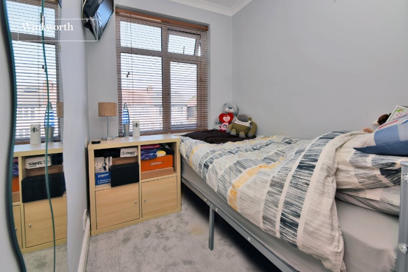 Frogmore Gardens, Cheam, Sutton, SM3